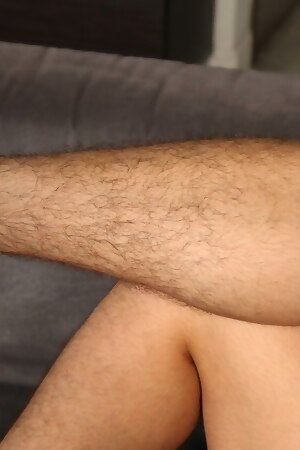 High Quality HD Photo Of Asian Ezra Flaunts Leg And Pit Hair