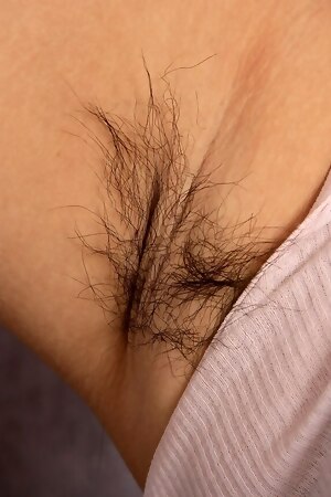 High Quality HD Photo Of Hot Wife Kimmi's Natural And Hairy Look