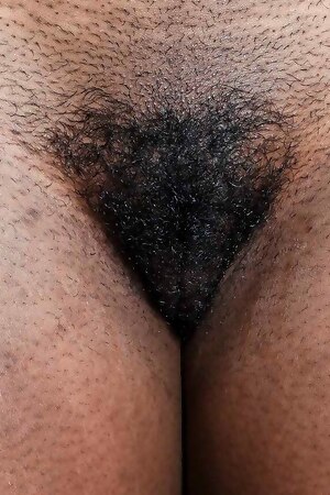 High Quality HD Photo Of Janelle Taylor's Juicy Hairy Pussy