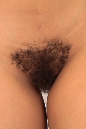 High Quality HD Photo Of Katrina's Open Hairy Box