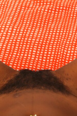 High Quality HD Photo Of Petite Ebony Hairy Girl Icyess